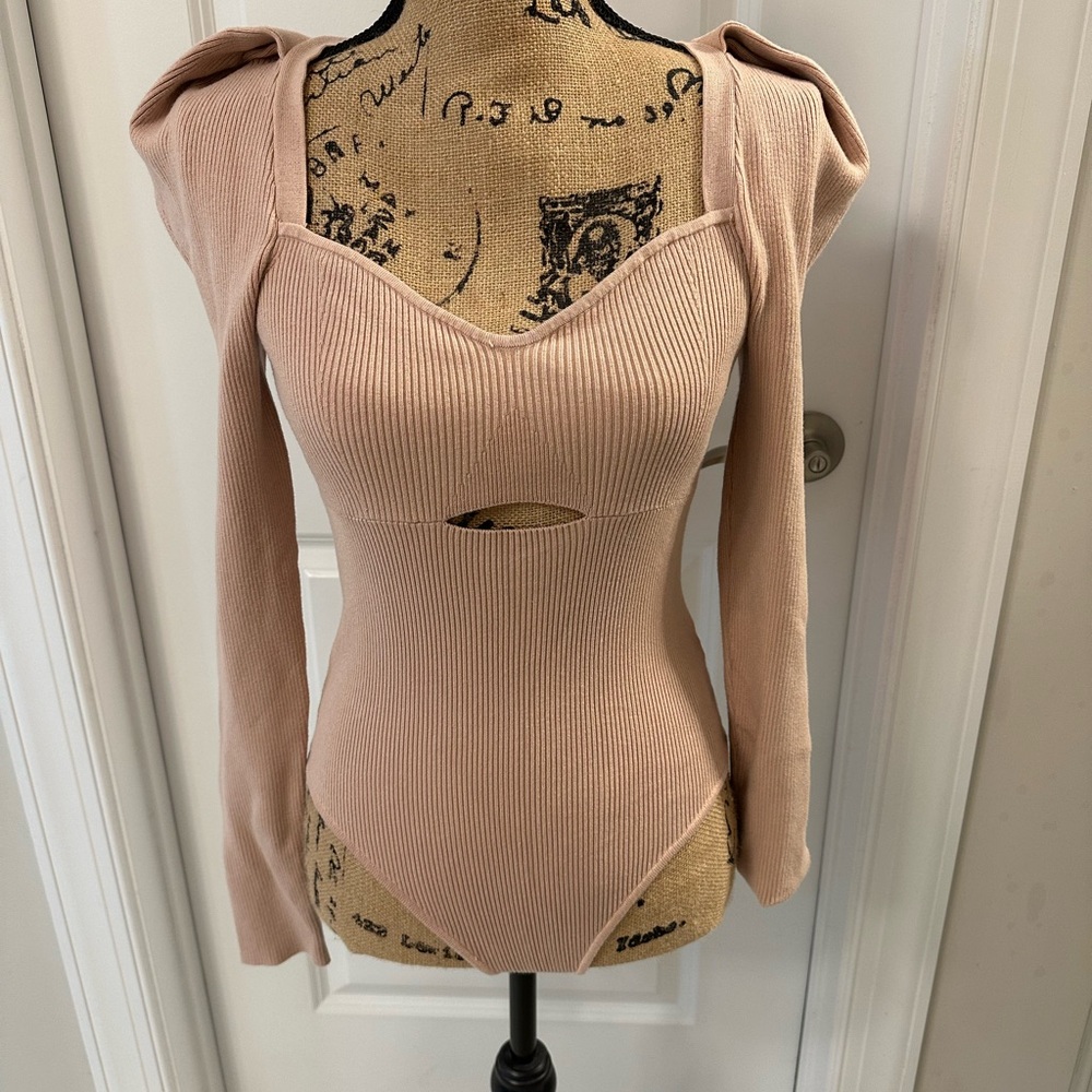 Express Women's Blush Ribbed Bodysuit